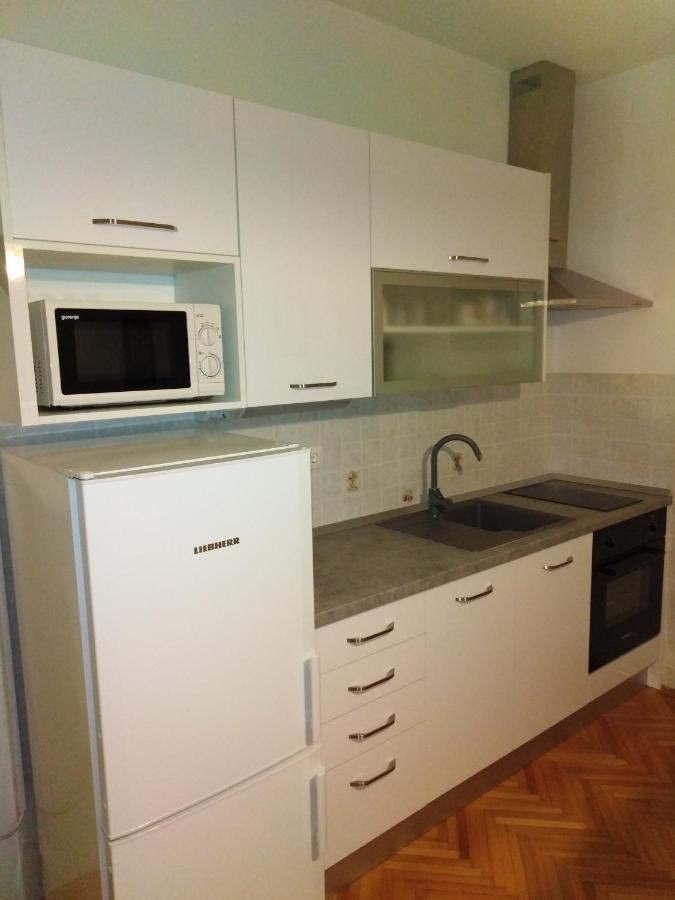 Apartment Nola Подгора Екстер'єр фото