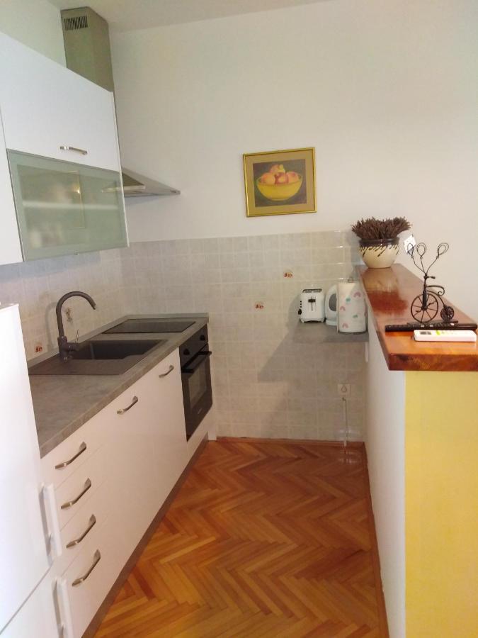 Apartment Nola Подгора Екстер'єр фото